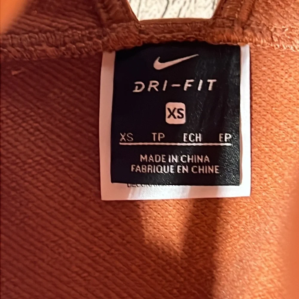 NIKE YOGA STUDIO SHORT SLEEVE TRAINING WRAP TOP SIZE XS